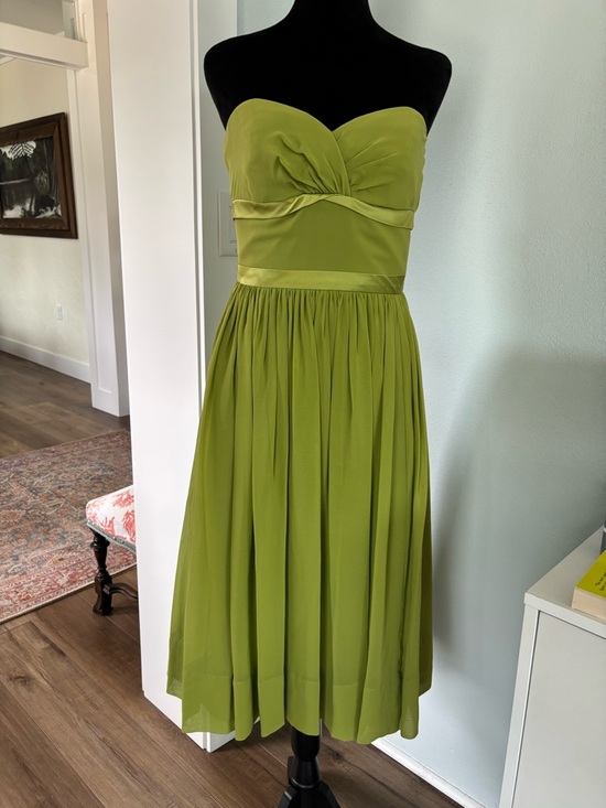 Kay Unger Dresses & Skirts - Kay Unger silk Strapless Olive-Green Midi Dress size 4